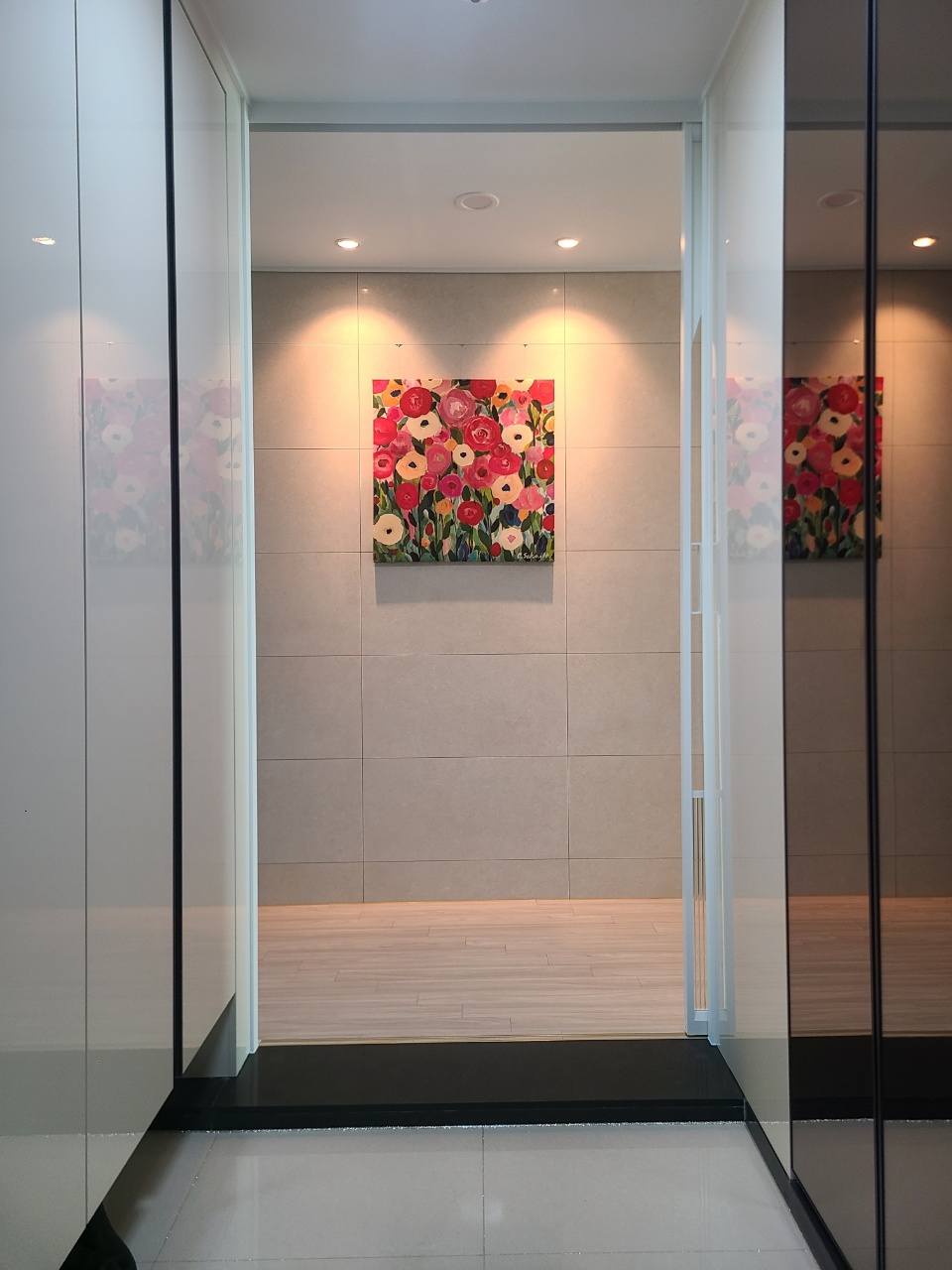 2950055133_BL89jNtI_f6d5ac4250a670bf6a60f661eeba44224c98e445.jpg 이미지크게보기
