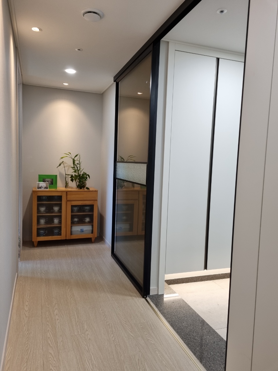 2950055133_zLpaR0nJ_3b686193df25bd61bee47ce892918fe595a1cb06.jpg 이미지크게보기