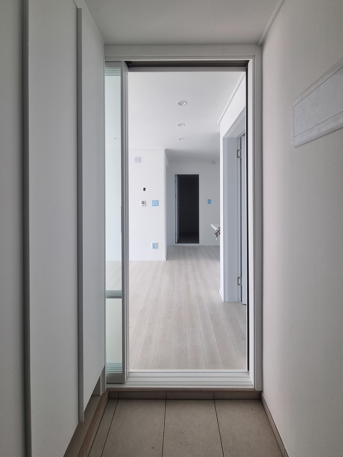 /user/d/doordiy/editor/2504/55bf068cc8b2b0a45ce5680909769636_1745397299_8898.jpg 이미지크게보기