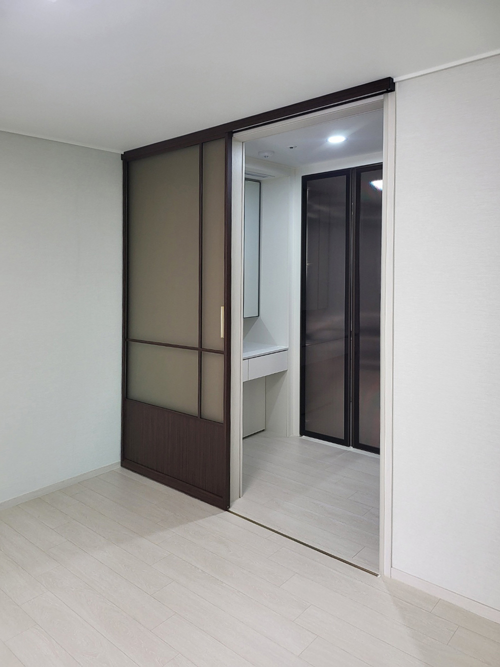 /user/d/doordiy/editor/2506/ae4cacc46968d00d3283564f533694b7_1749459161_2697.jpg 이미지크게보기