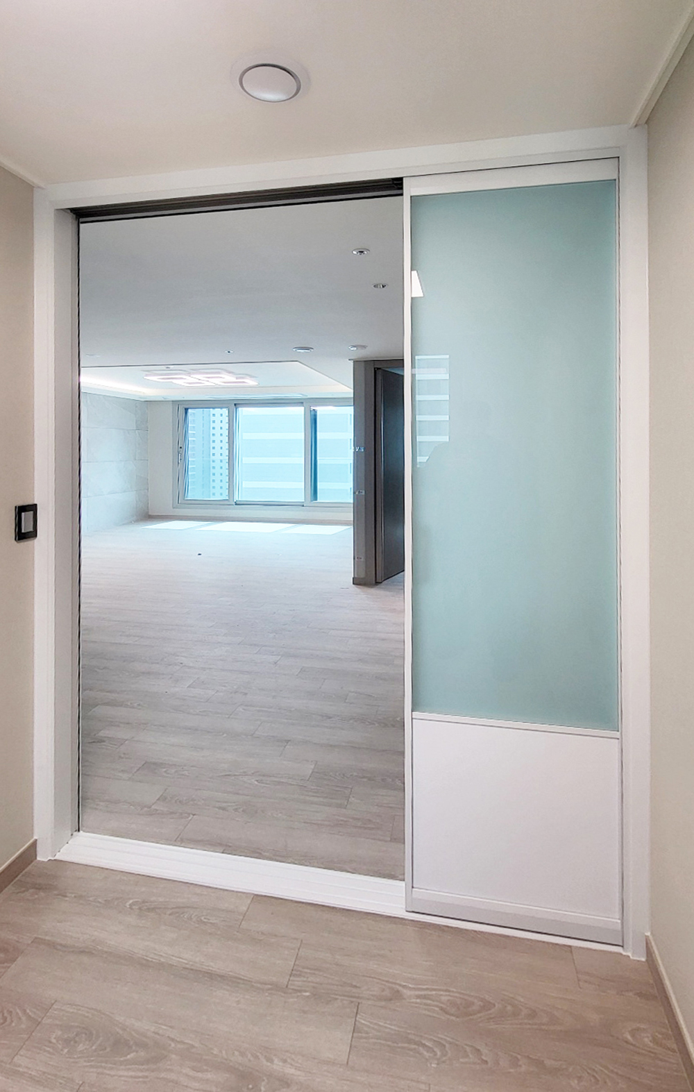 /user/d/doordiy/editor/2506/c1371f46de9378646a63d4dcb2cf5e9a_1749524098_2952.jpg 이미지크게보기