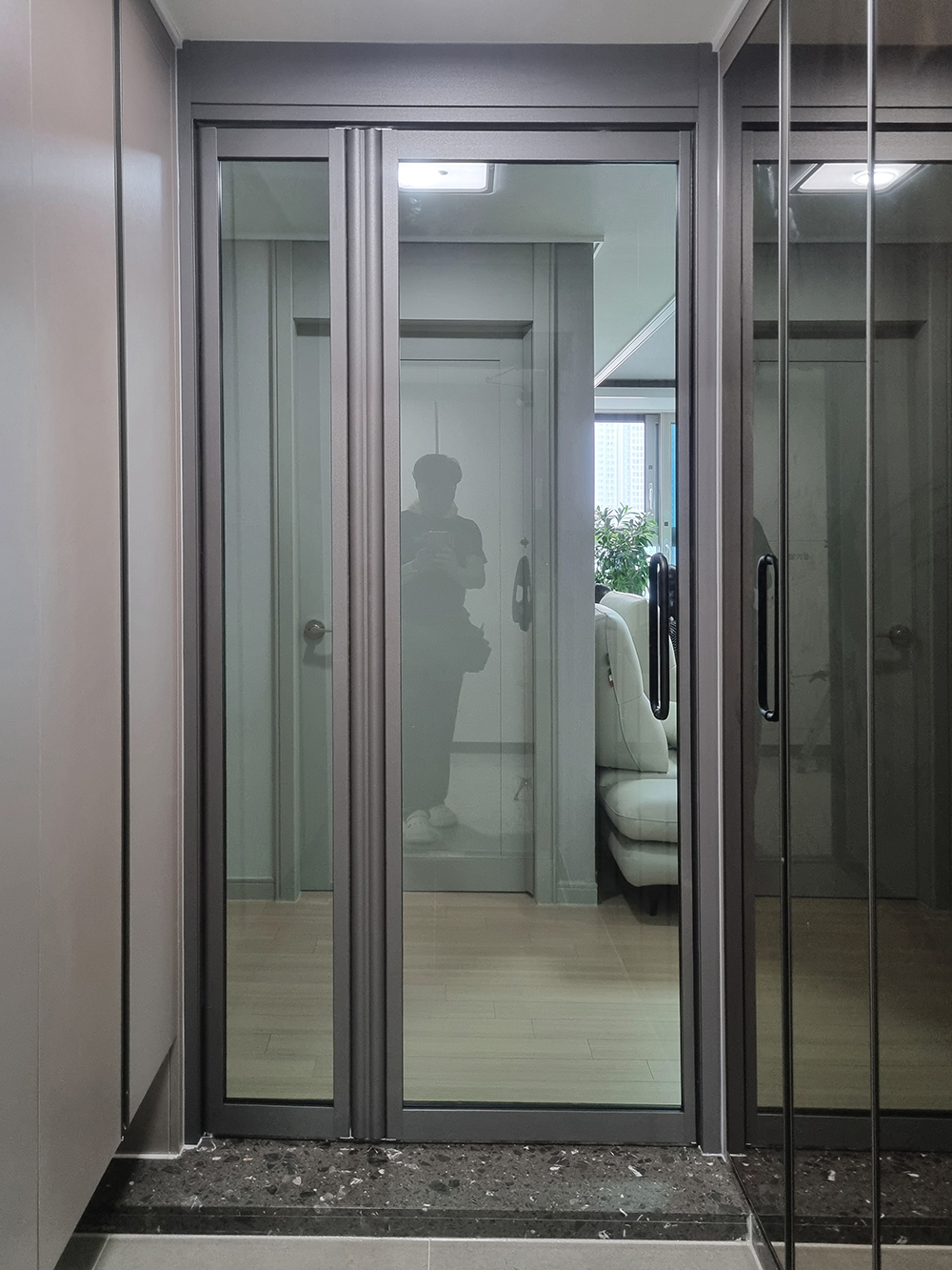/user/d/doordiy/editor/2506/c1371f46de9378646a63d4dcb2cf5e9a_1749534916_7956.jpg 이미지크게보기