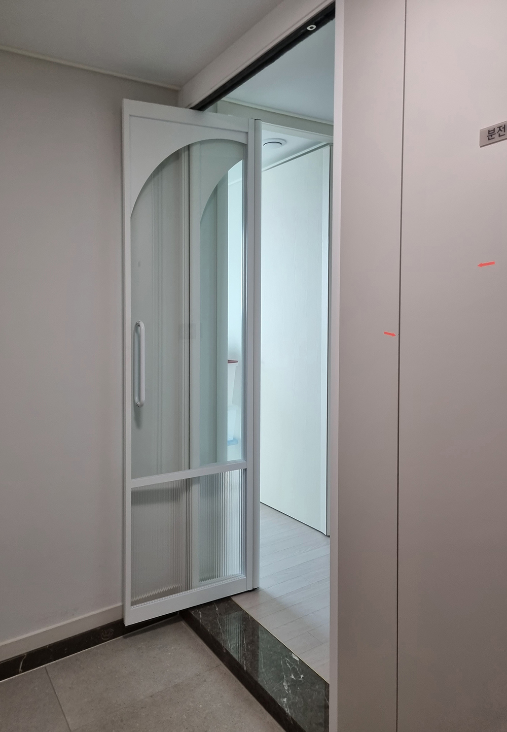 /user/d/doordiy/editor/2506/c1371f46de9378646a63d4dcb2cf5e9a_1749539007_8853.jpg 이미지크게보기