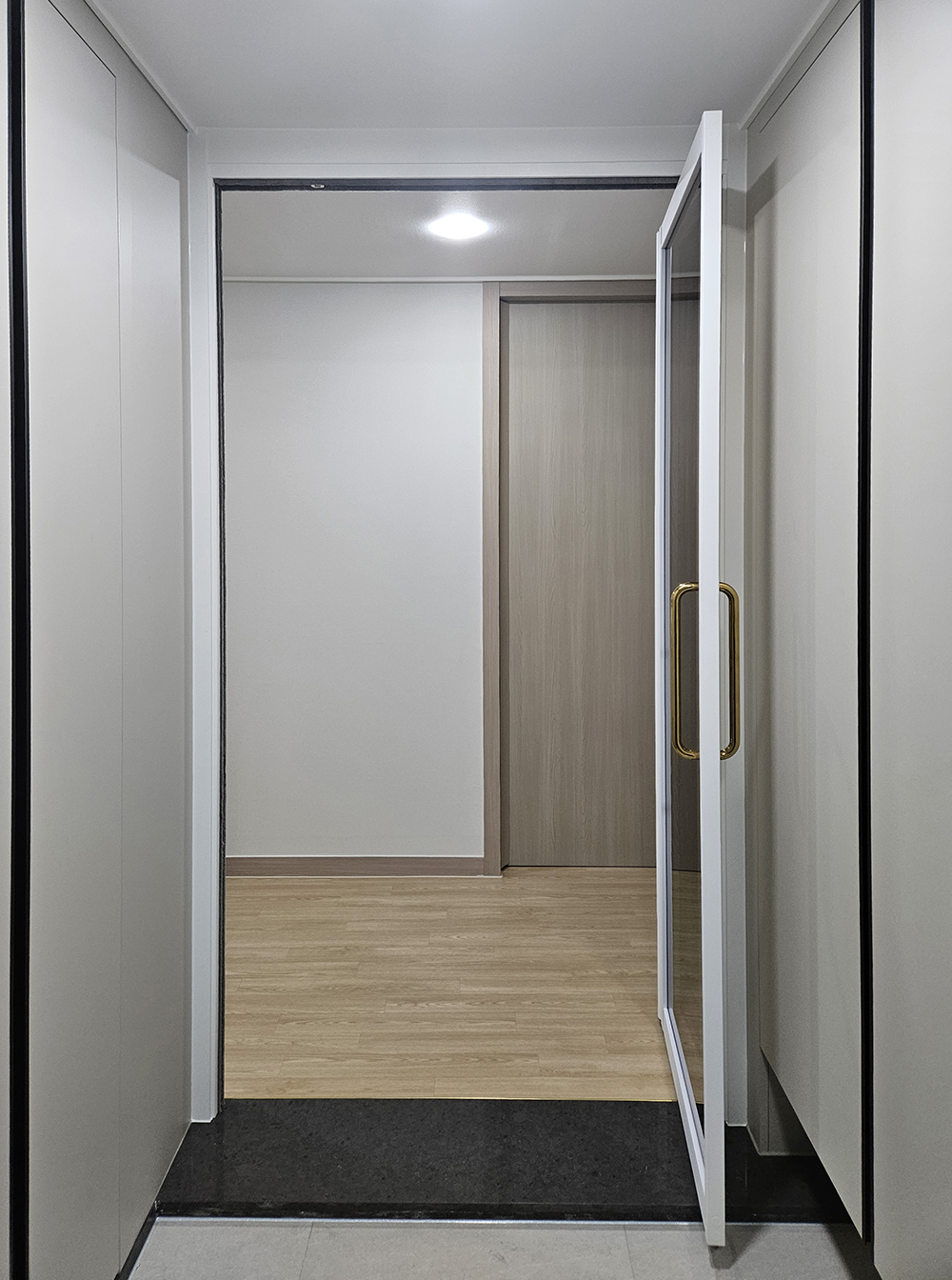 /user/d/doordiy/editor/2507/0994a6eff16b9621faed4d76c7def839_1752653064_3495.jpg 이미지크게보기