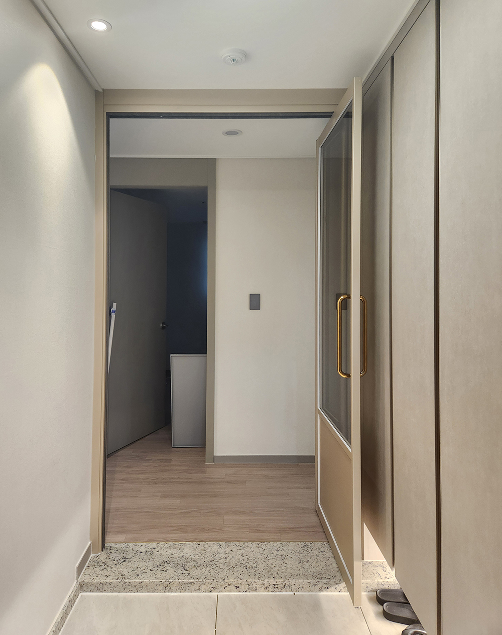 /user/d/doordiy/editor/2507/0994a6eff16b9621faed4d76c7def839_1752653556_2879.jpg 이미지크게보기