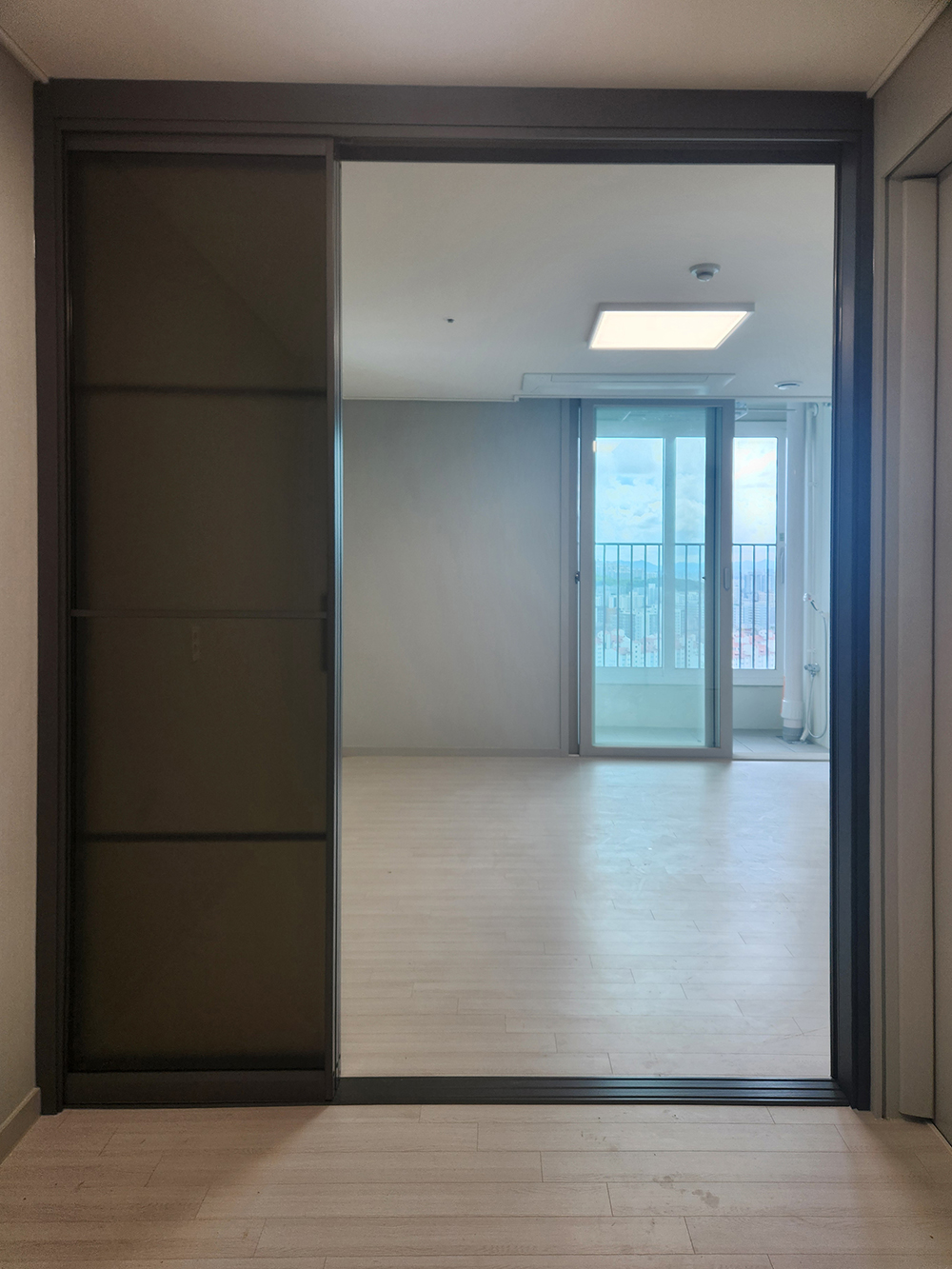 /user/d/doordiy/editor/2507/407800494c8e8cffedef02097a9d9f6d_1751357712_5103.jpg 이미지크게보기