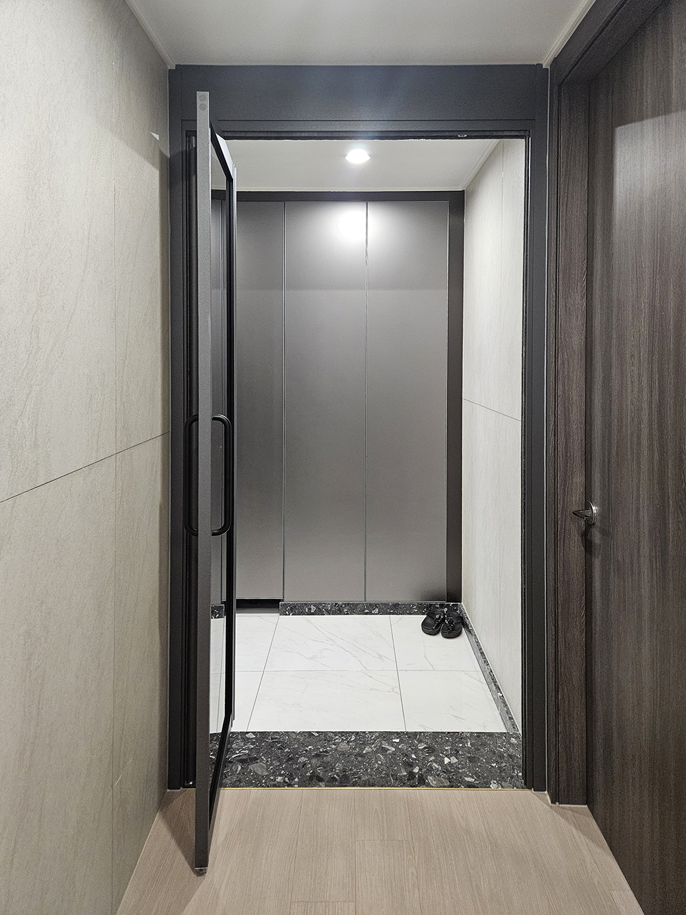 /user/d/doordiy/editor/2508/7ed4118db4a3148c66cc5011b2d237e6_1754638187_3548.jpg 이미지크게보기