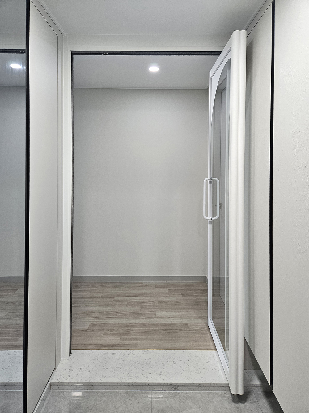/user/d/doordiy/editor/2508/7ed4118db4a3148c66cc5011b2d237e6_1754643083_0916.jpg 이미지크게보기