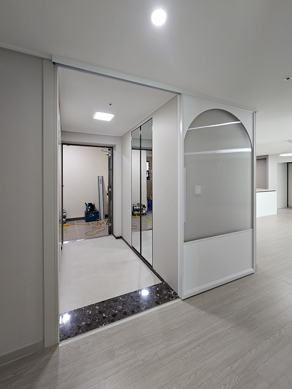 /user/d/doordiy/editor/2508/c08ff443d2b52f32a888ca924037d479_1755711242_2392.jpg 이미지크게보기