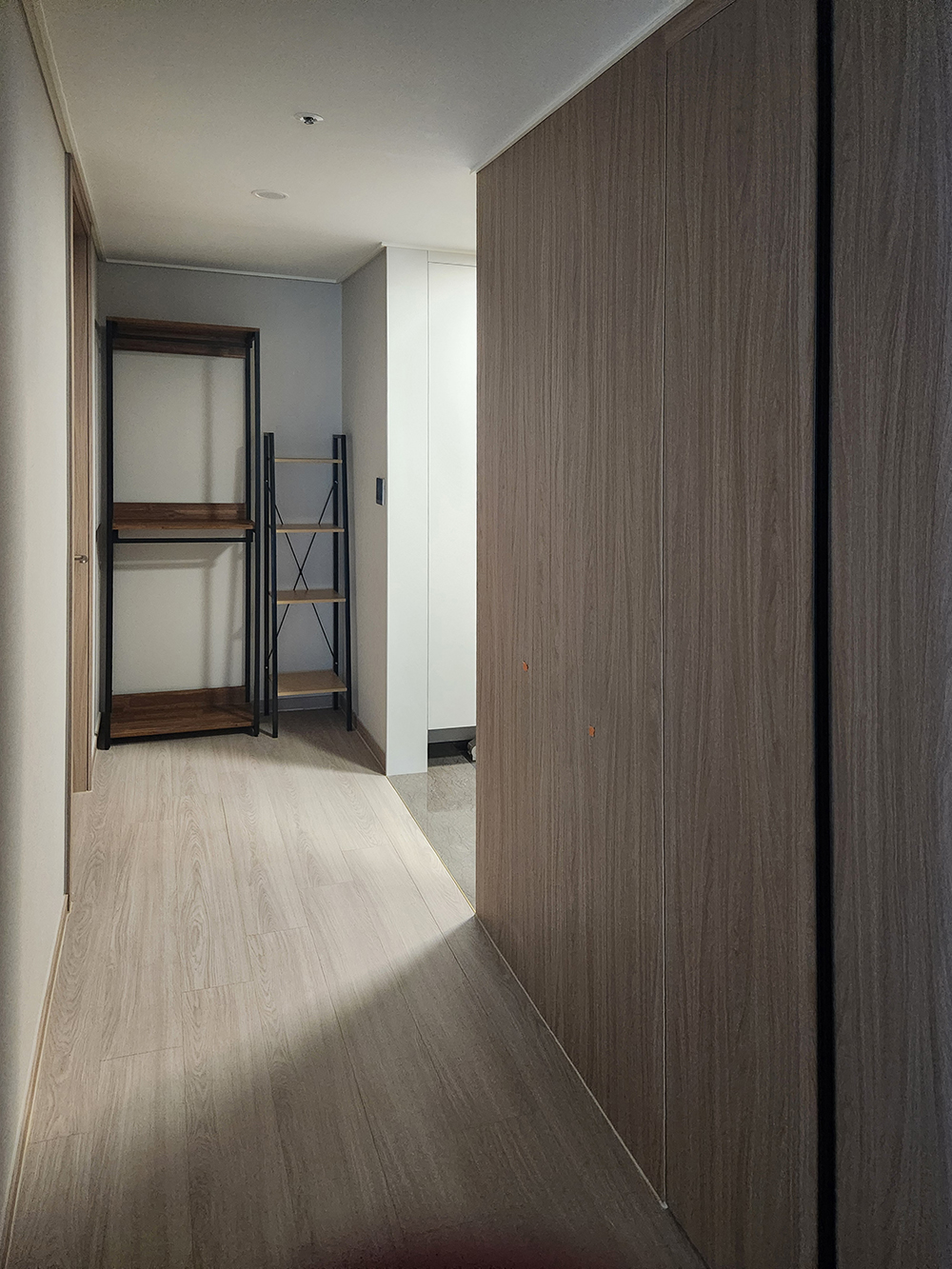 /user/d/doordiy/editor/2509/20646396f9d6ebb38ca91711d54b5047_1757489191_6447.jpg 이미지크게보기