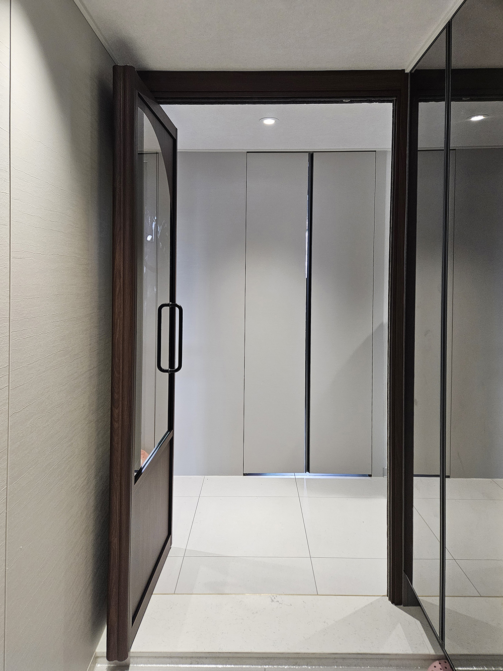 /user/d/doordiy/editor/2509/3b24d4118772697c57f1b782a0da7dfd_1756865942_2285.jpg 이미지크게보기