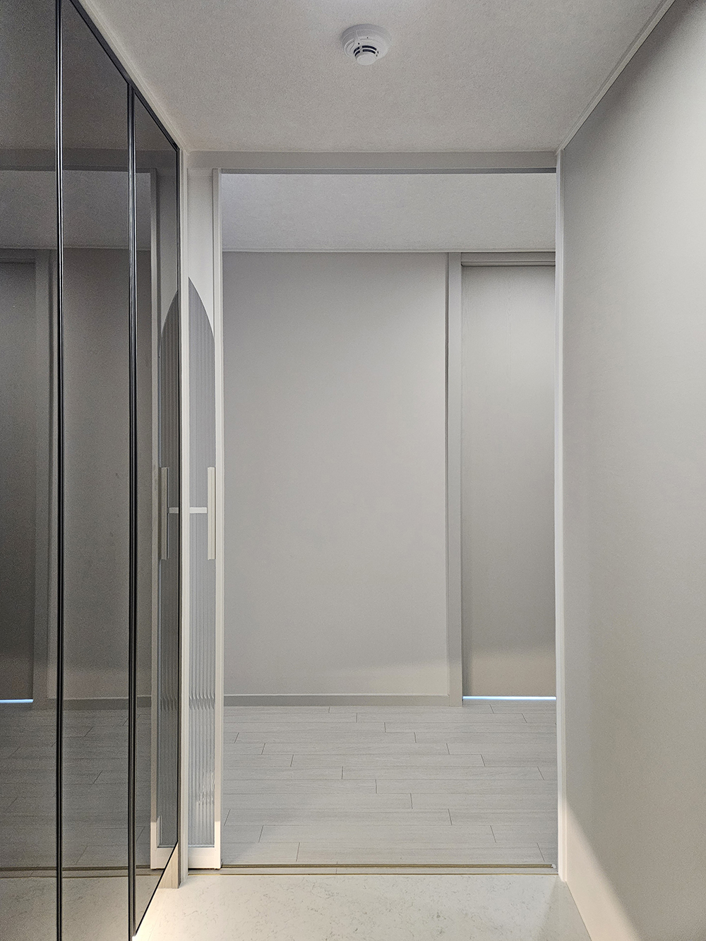 /user/d/doordiy/editor/2509/3b24d4118772697c57f1b782a0da7dfd_1756866996_9026.jpg 이미지크게보기