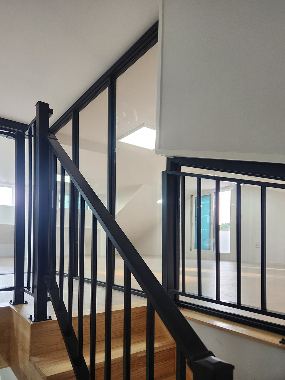 /user/d/doordiy/editor/2509/3b24d4118772697c57f1b782a0da7dfd_1756872942_7001.jpg 이미지크게보기