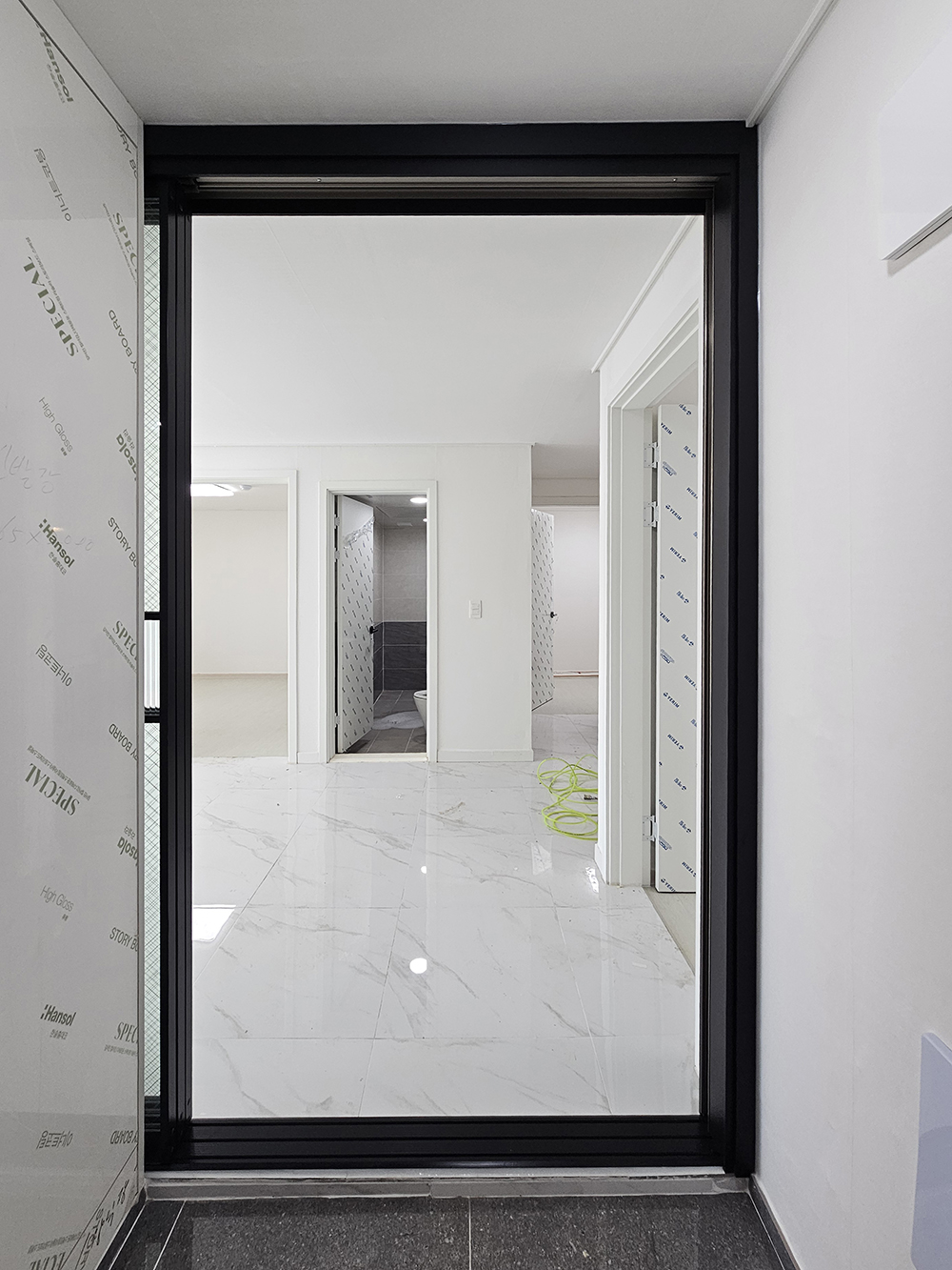 /user/d/doordiy/editor/2510/b1fe22b83c02b17f8bcfe32bd5e6a68b_1760601377_6949.jpg 이미지크게보기