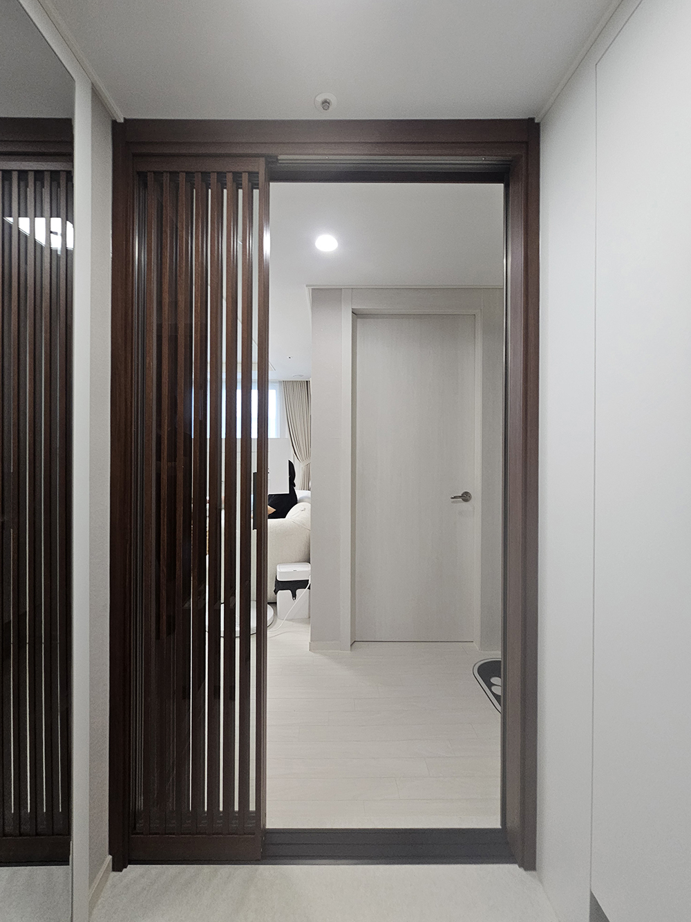 /user/d/doordiy/editor/2510/b1fe22b83c02b17f8bcfe32bd5e6a68b_1760602372_326.jpg 이미지크게보기