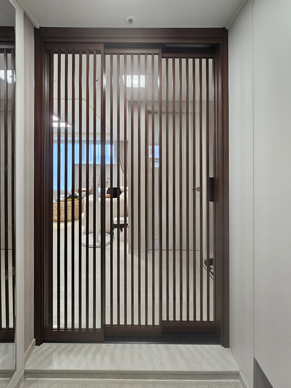 /user/d/doordiy/editor/2510/b1fe22b83c02b17f8bcfe32bd5e6a68b_1760602372_4683.jpg 이미지크게보기