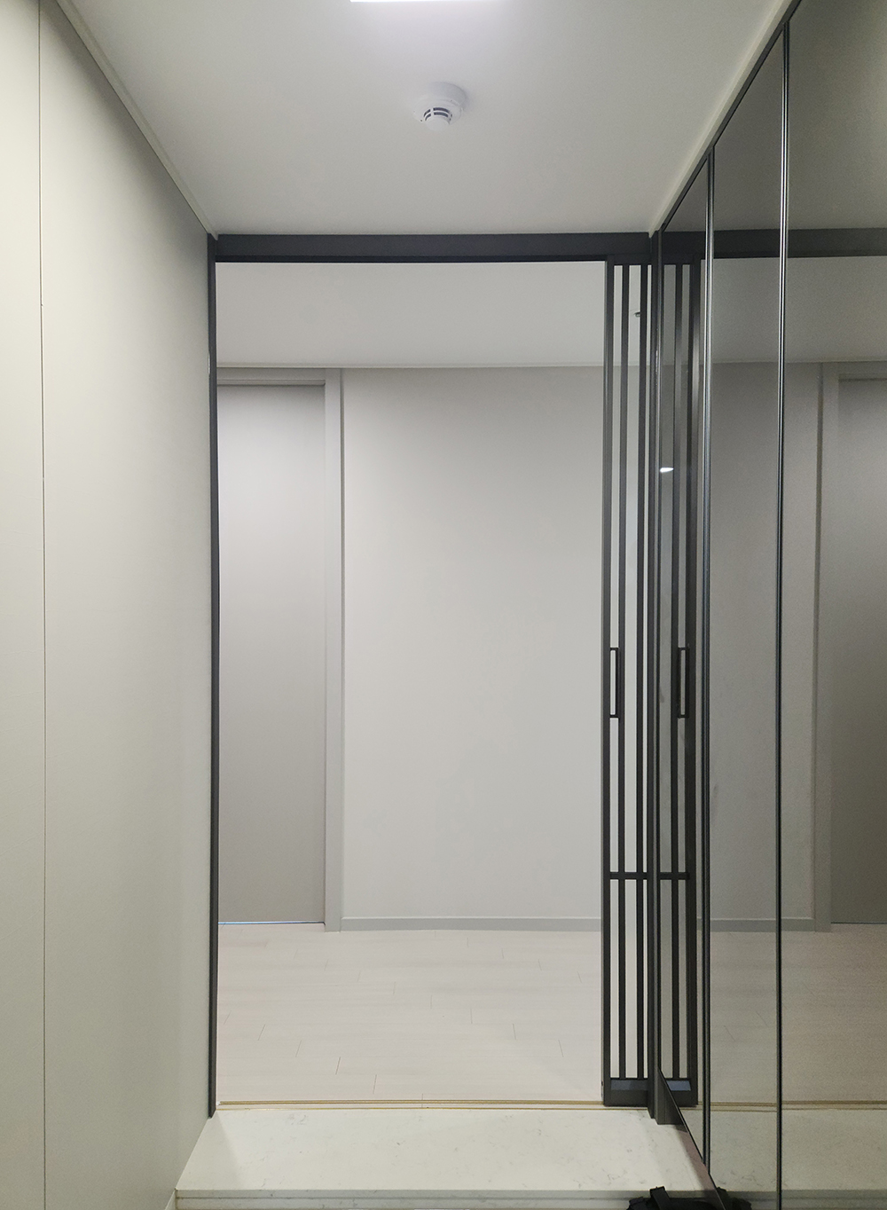 /user/d/doordiy/editor/2510/b1fe22b83c02b17f8bcfe32bd5e6a68b_1760603259_4676.jpg 이미지크게보기