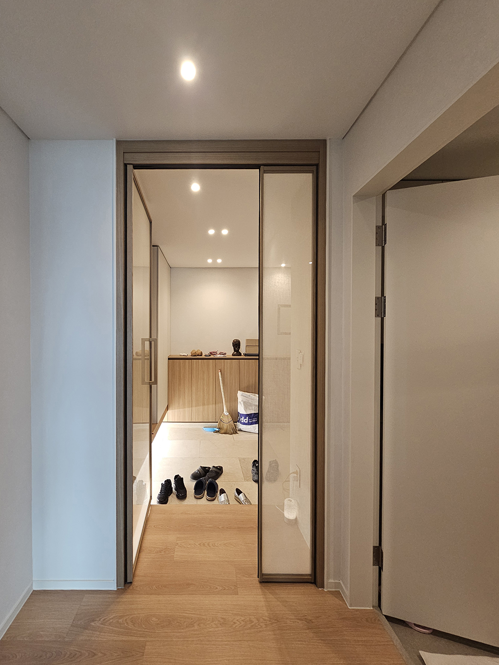 /user/d/doordiy/editor/2510/b1fe22b83c02b17f8bcfe32bd5e6a68b_1760603410_1982.jpg 이미지크게보기