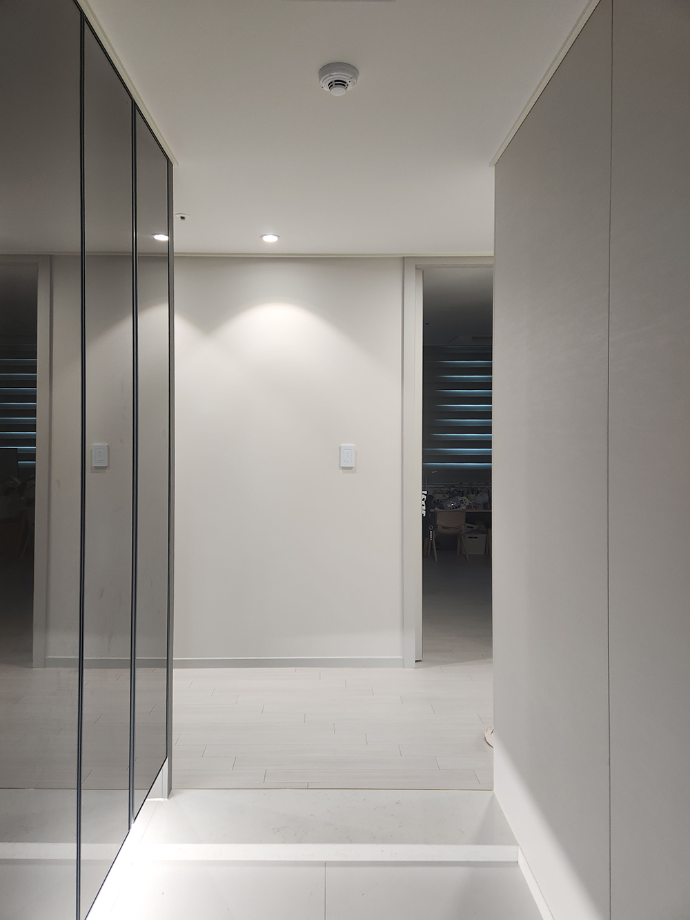 /user/d/doordiy/editor/2510/b1fe22b83c02b17f8bcfe32bd5e6a68b_1760603903_7507.jpg 이미지크게보기