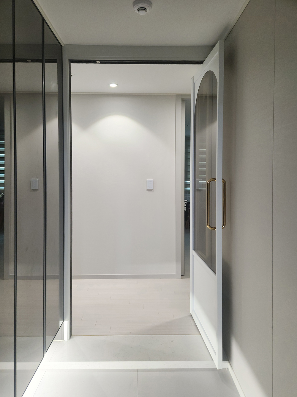 /user/d/doordiy/editor/2510/b1fe22b83c02b17f8bcfe32bd5e6a68b_1760603925_05.jpg 이미지크게보기