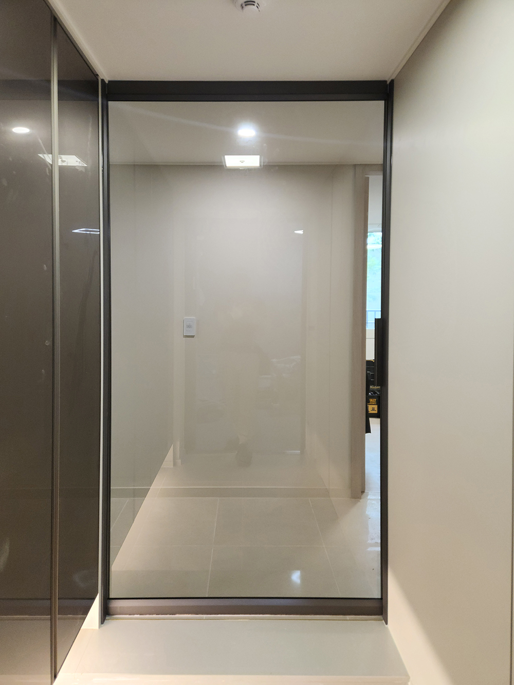 /user/d/doordiy/editor/2510/b1fe22b83c02b17f8bcfe32bd5e6a68b_1760604361_0842.jpg 이미지크게보기