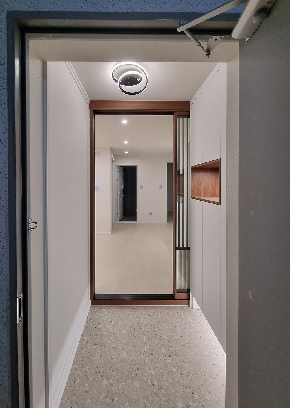 /user/d/doordiy/editor/2510/ccb26a18c5b62fd633b3dbf3e84707e3_1760688287_3777.jpg 이미지크게보기