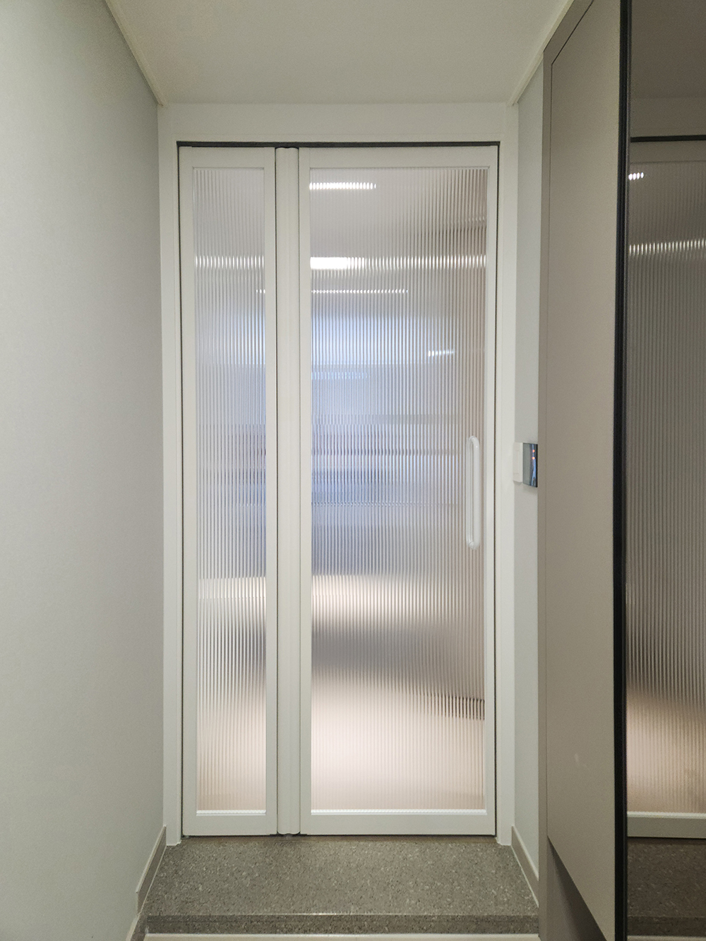 /user/d/doordiy/editor/2510/ccb26a18c5b62fd633b3dbf3e84707e3_1760688372_5858.jpg 이미지크게보기